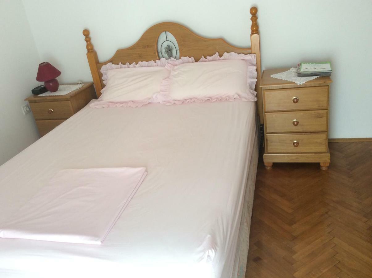 Apartman Nadia Karlobag Esterno foto